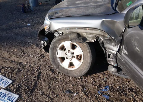 2004 Toyota 4Runner Sr5 V6 из США, поврежденный, VIN JTEZU14R648019228